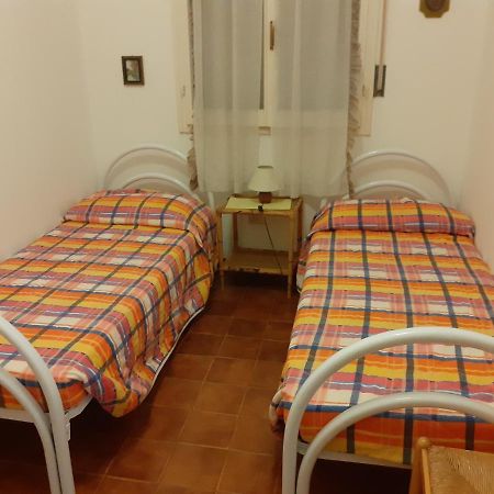 Faro 23 Apartman Lido delle Nazioni Kültér fotó