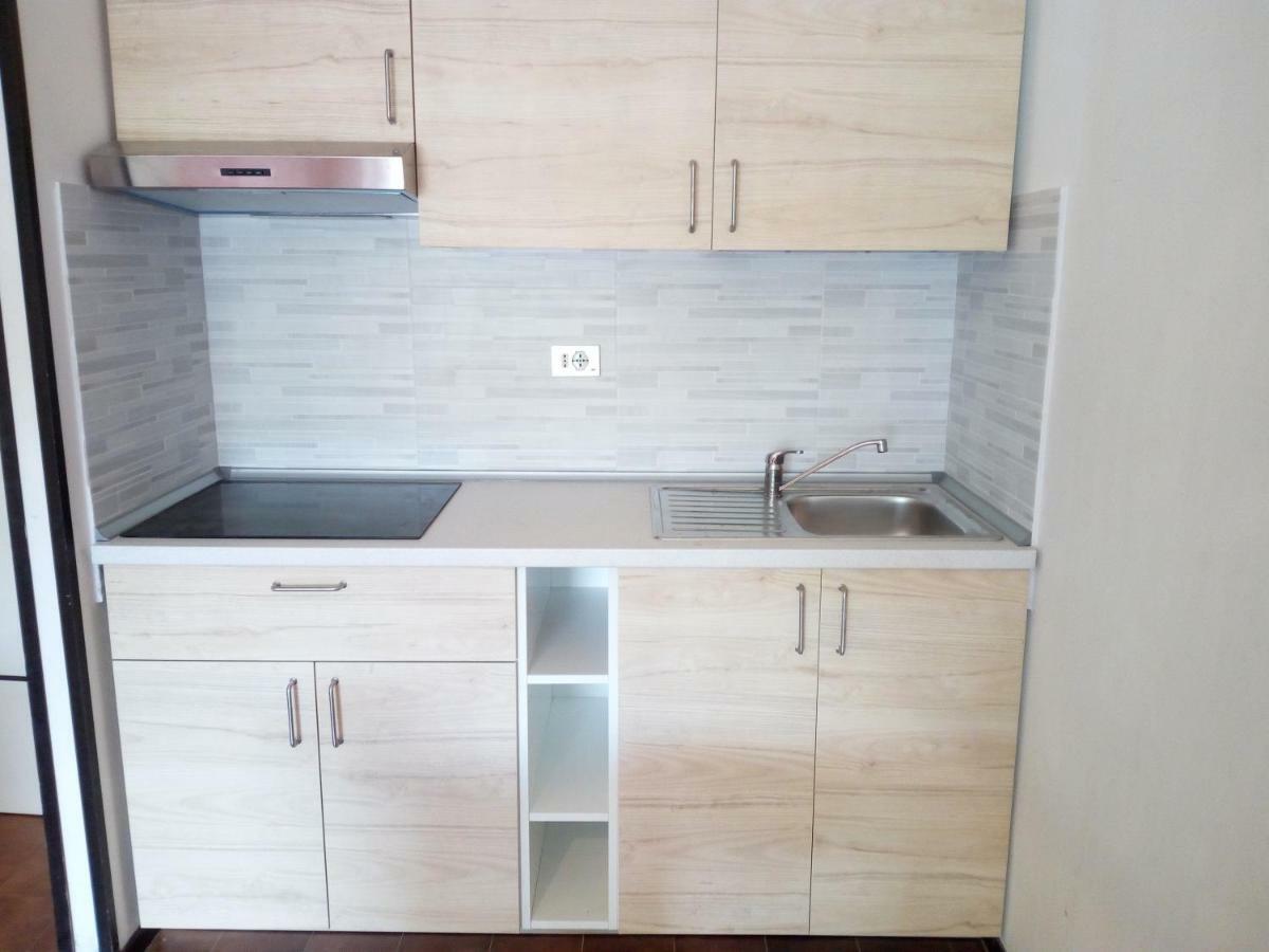 Faro 23 Apartman Lido delle Nazioni Kültér fotó